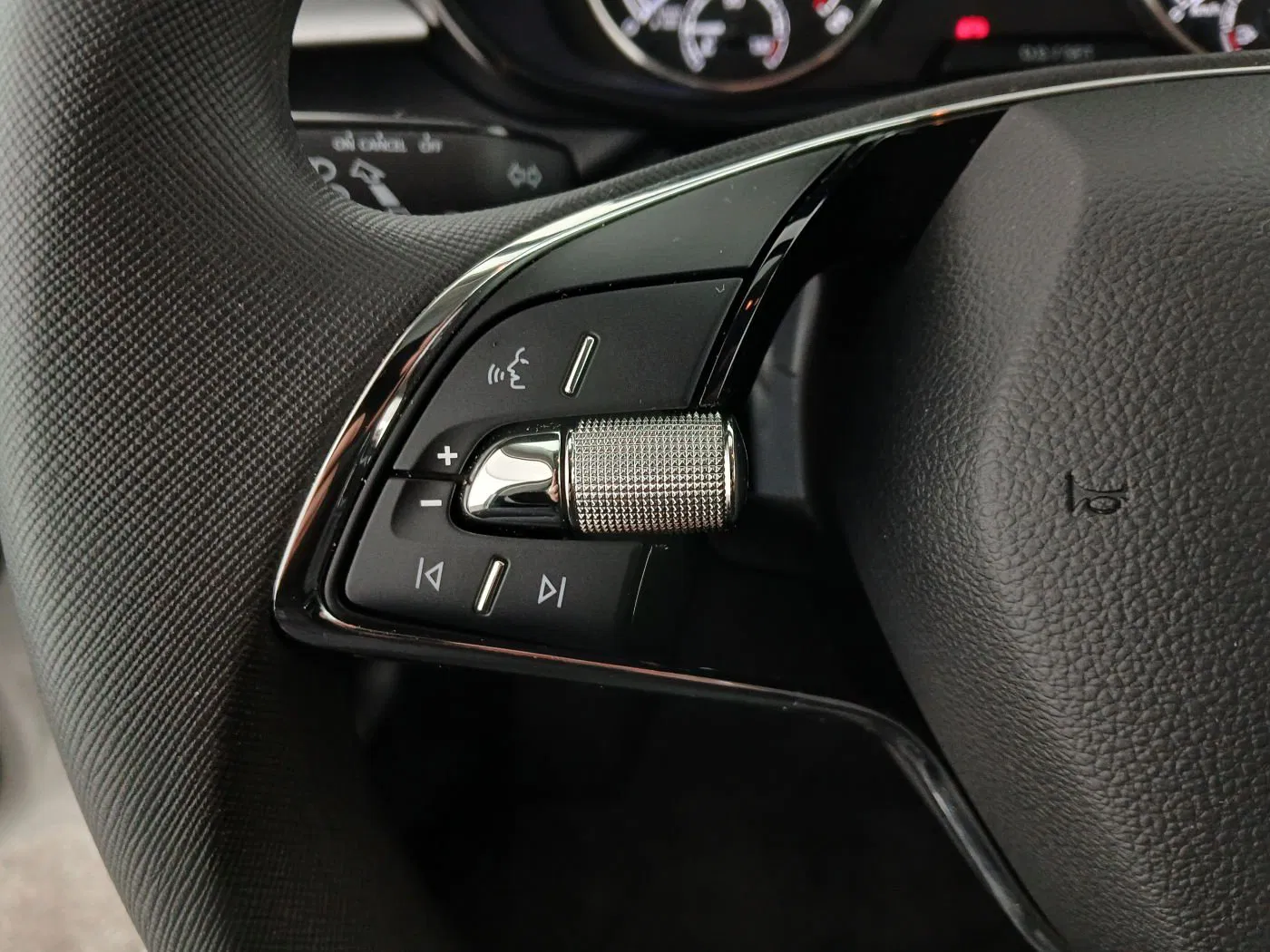 Skoda Fabia 1.0 MPI Ambition | Bild 11 von 19