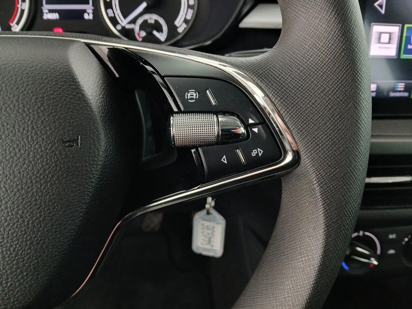 Skoda Fabia 1.0 MPI Ambition | Bild 12 von 19