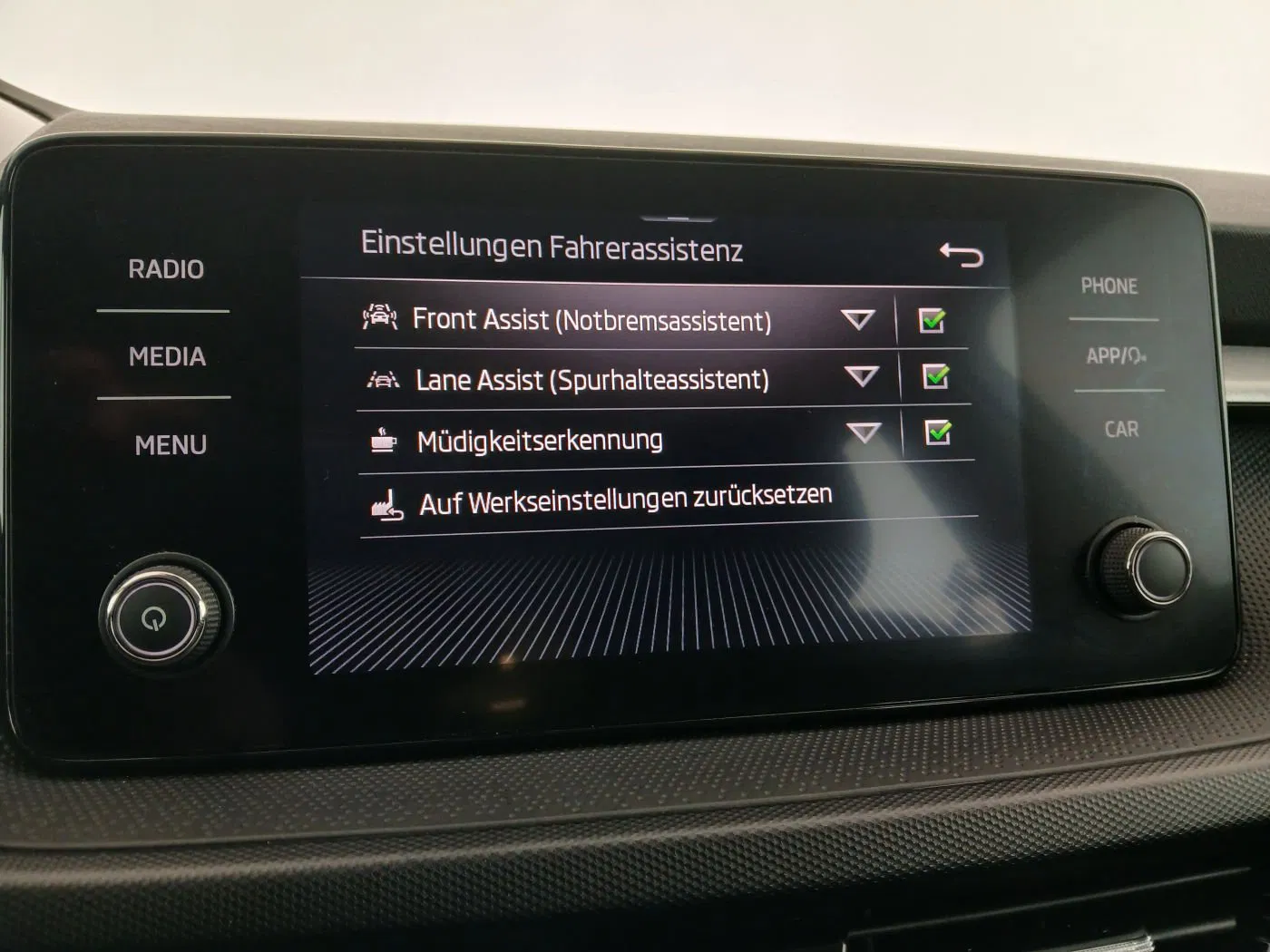 Skoda Fabia 1.0 MPI Ambition | Bild 17 von 19