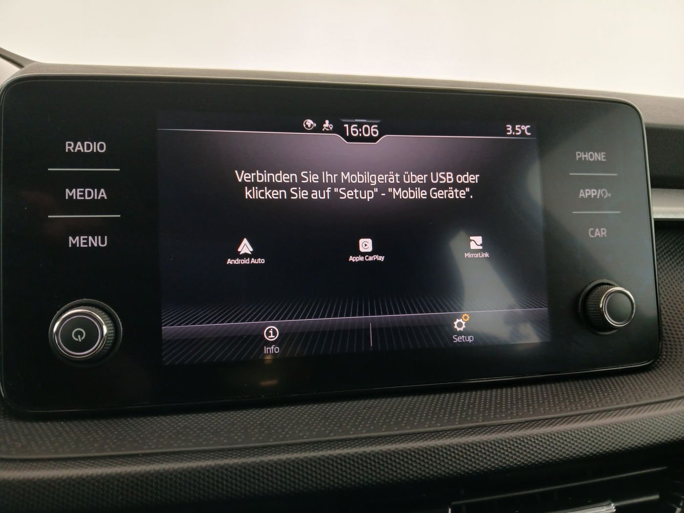 Skoda Fabia 1.0 MPI Ambition | Bild 18 von 19