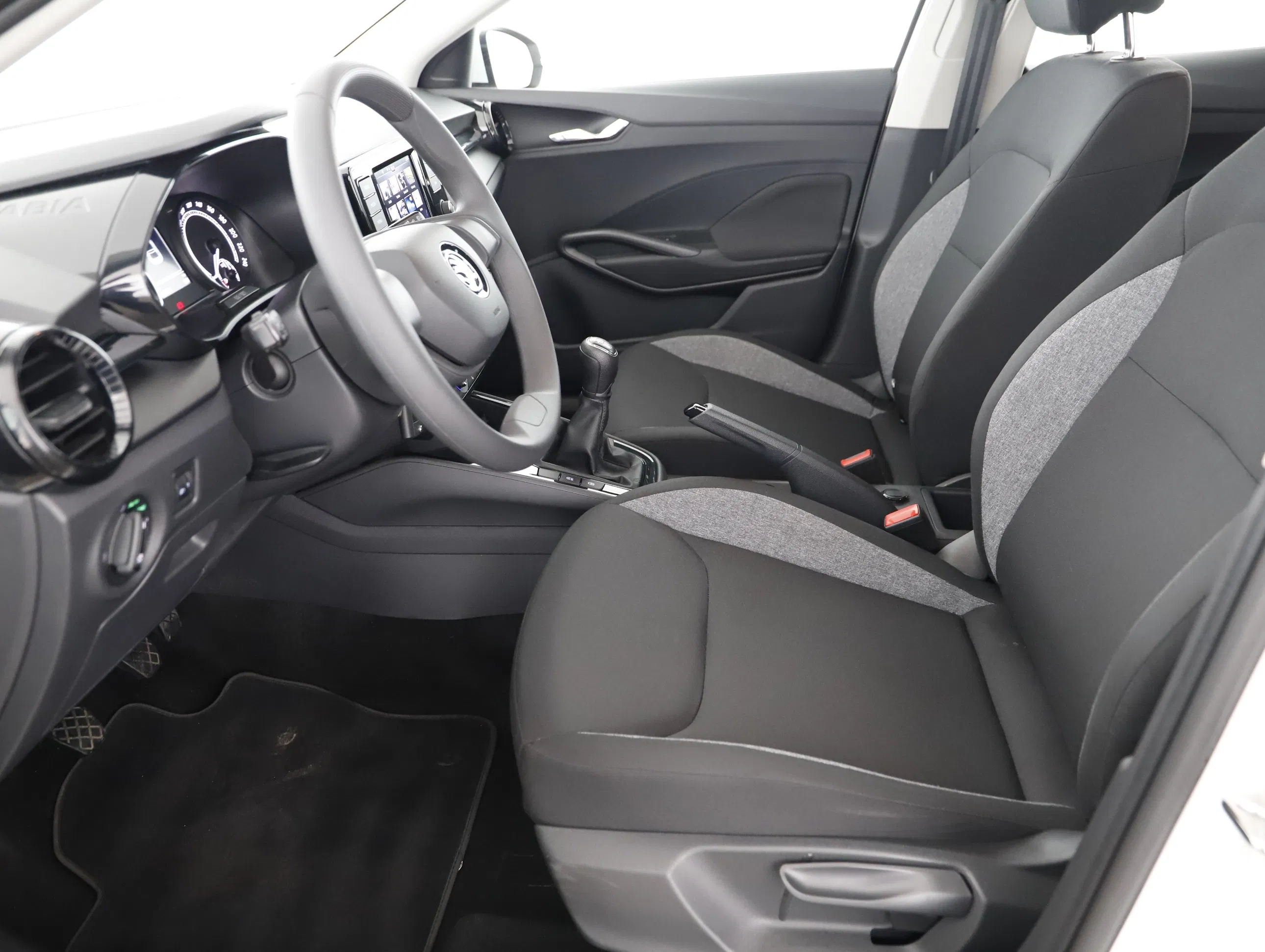Skoda Fabia 1.0 MPI Essence | Bild 6 von 18