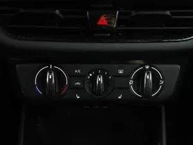 Skoda Fabia 1.0 MPI Essence | Thumbnail 14 von 18