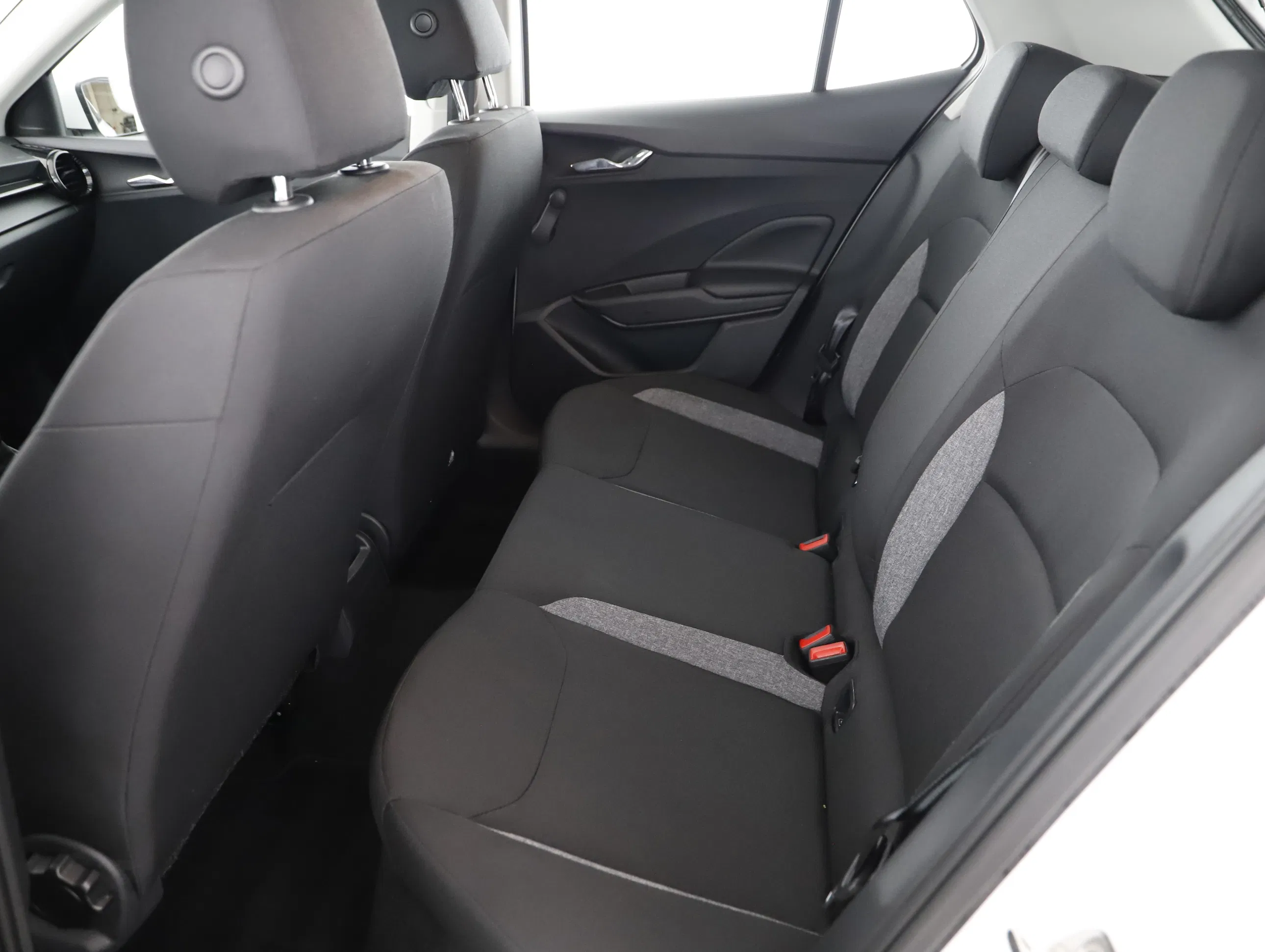 Skoda Fabia 1.0 MPI Essence | Bild 15 von 18