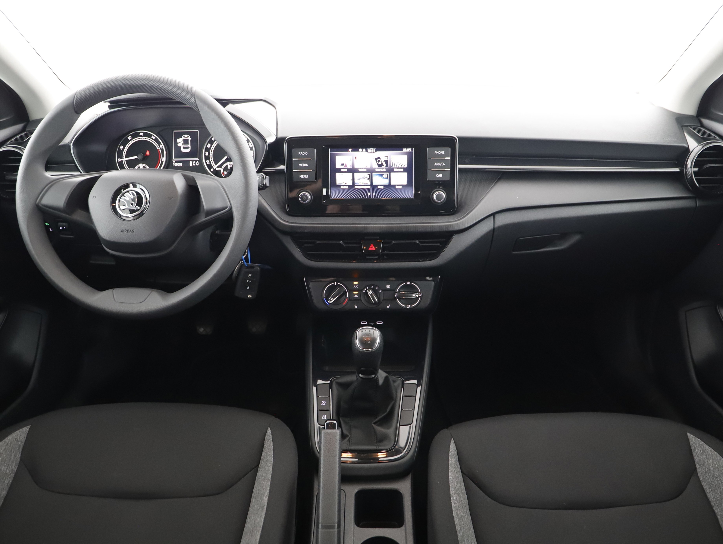 Skoda Fabia 1.0 MPI Essence | Bild 9 von 18