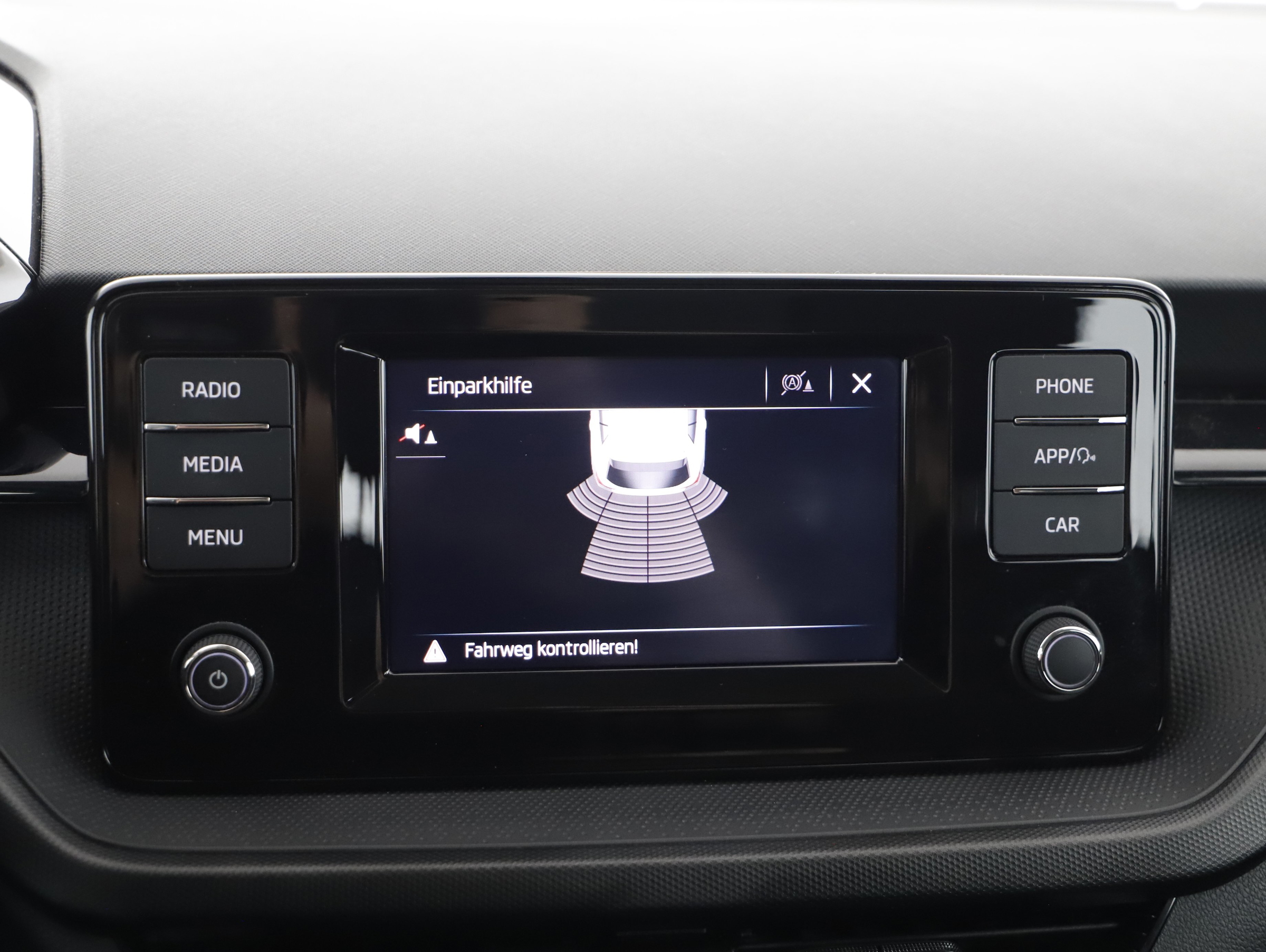 Skoda Fabia 1.0 MPI Essence | Bild 13 von 18