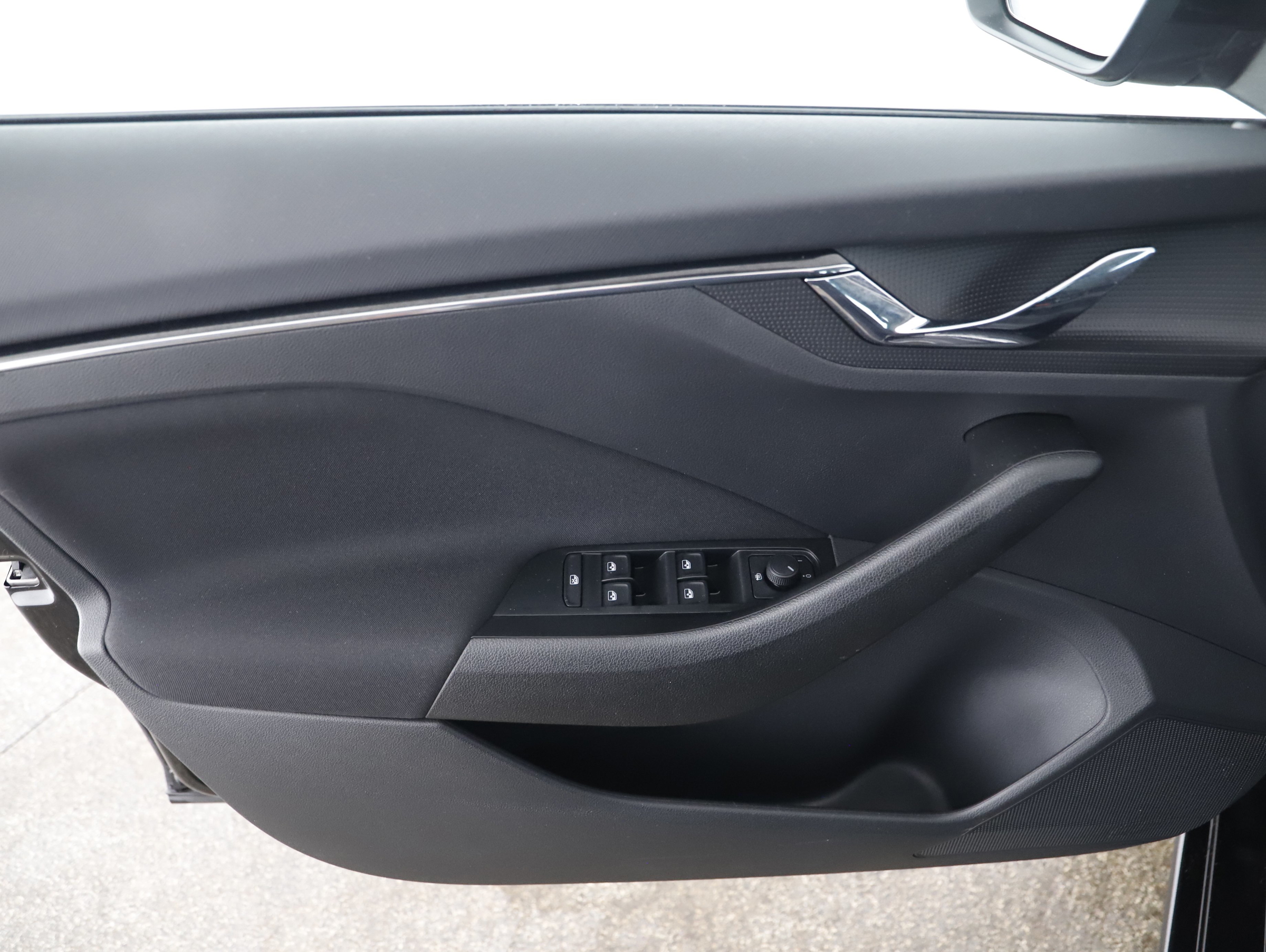 Skoda Scala 1.5 TSI Ambition | Bild 14 von 21