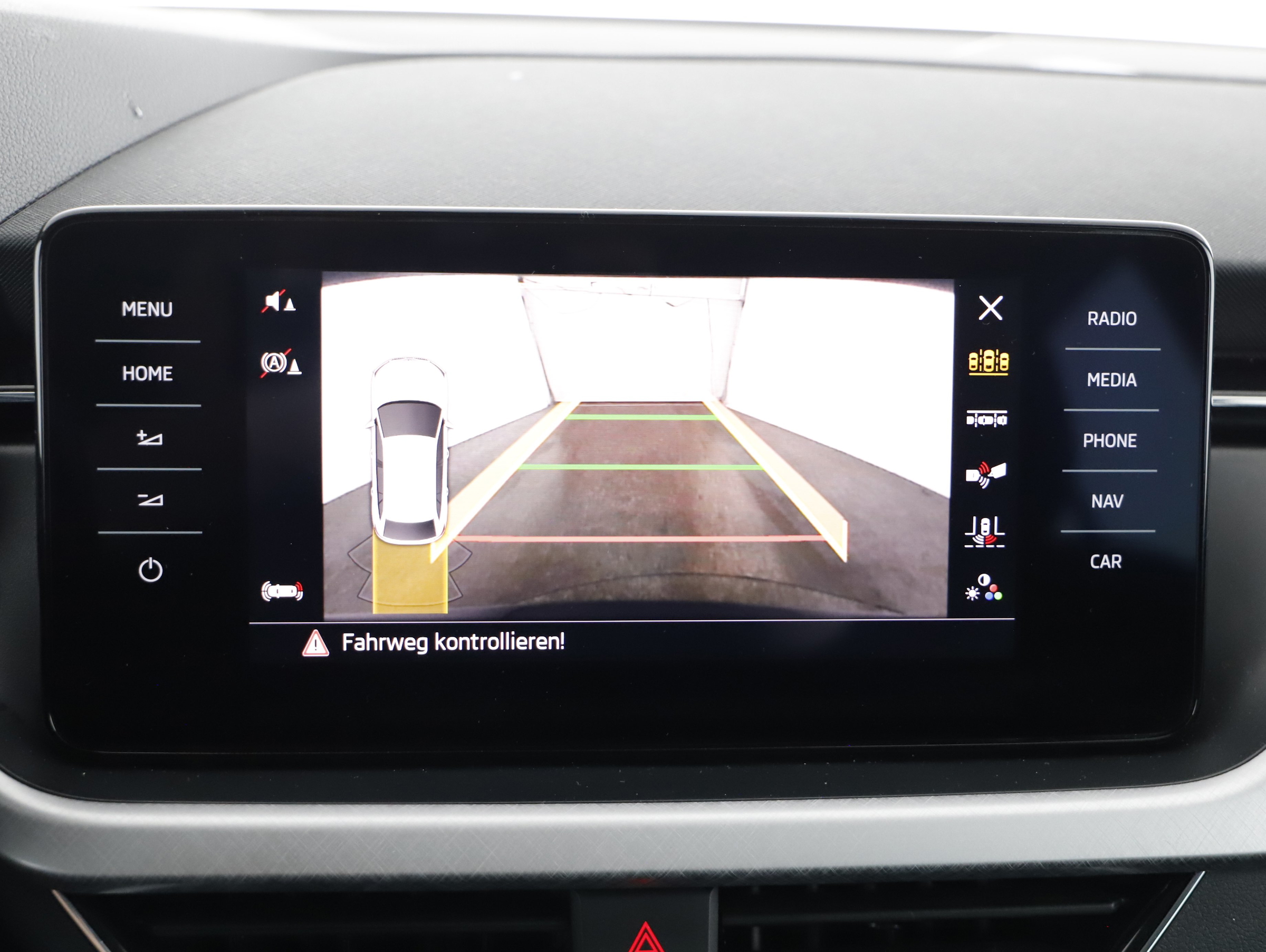 Skoda Scala 1.5 TSI Ambition | Bild 9 von 21