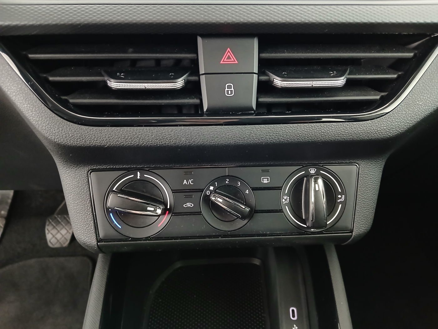 Skoda Scala 1.0 TSI Sport | Bild 13 von 21