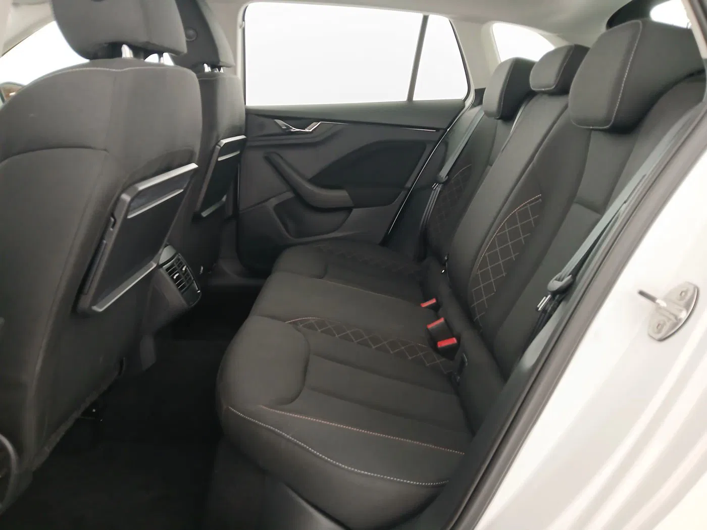 Skoda Scala 1.0 TSI Sport | Bild 3 von 21