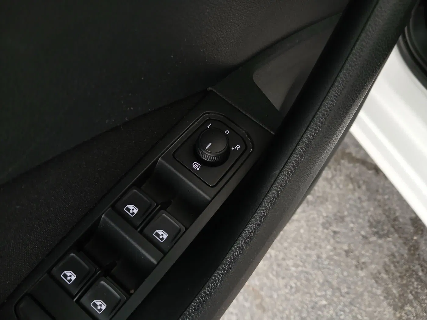 Skoda Scala 1.0 TSI Sport | Bild 6 von 21