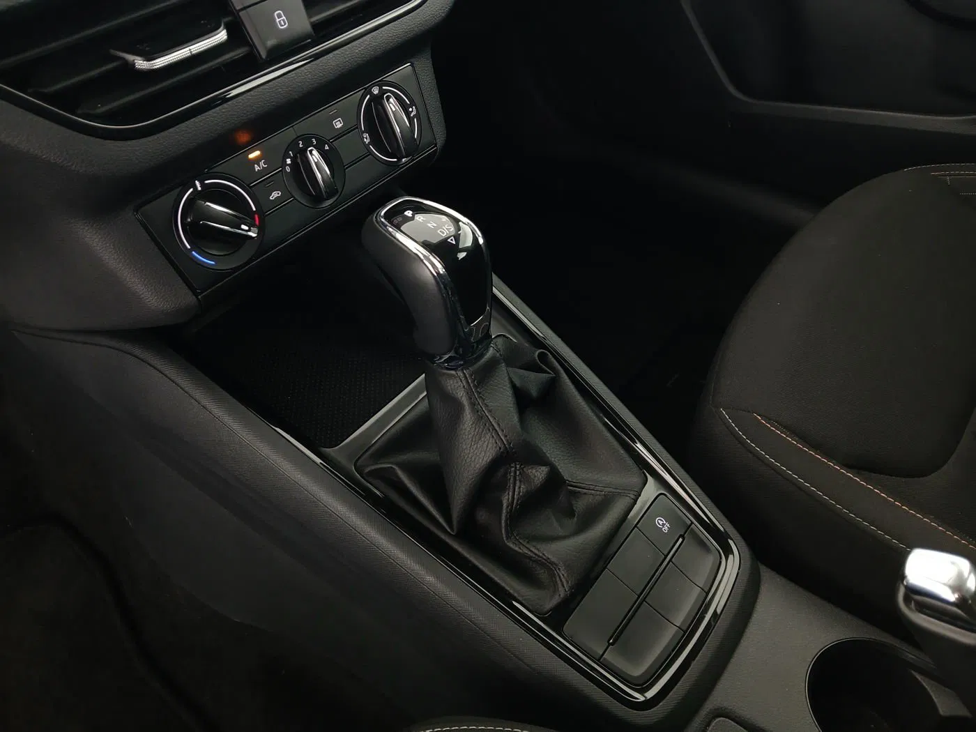 Skoda Scala 1.0 TSI Sport | Bild 25 von 27