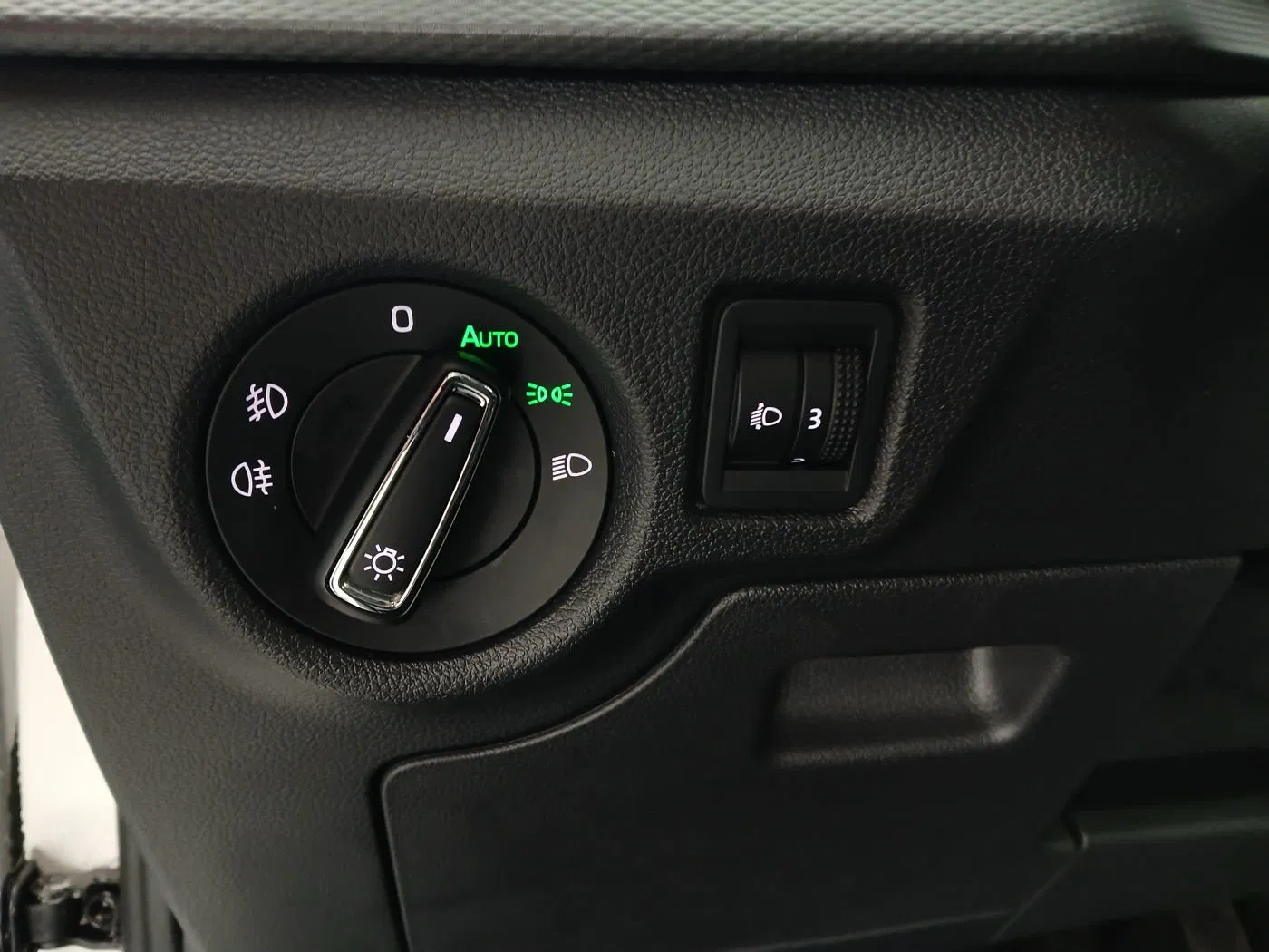 Skoda Scala 1.0 TSI Sport | Bild 12 von 27