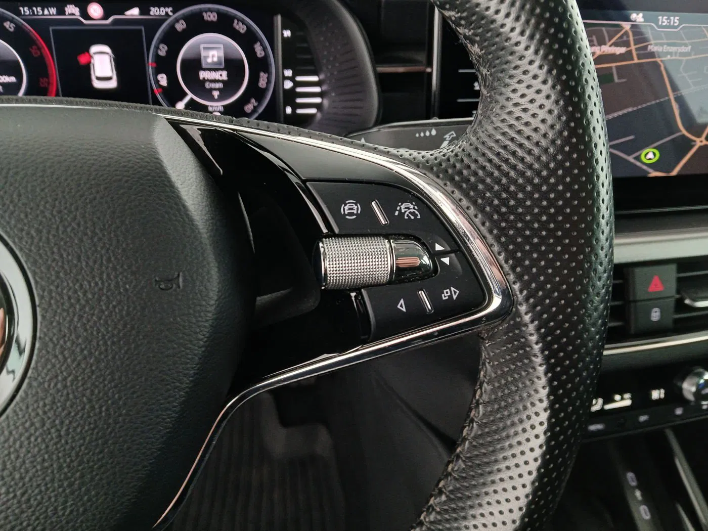 Skoda Kamiq 1.6 TDI Style | Bild 18 von 30