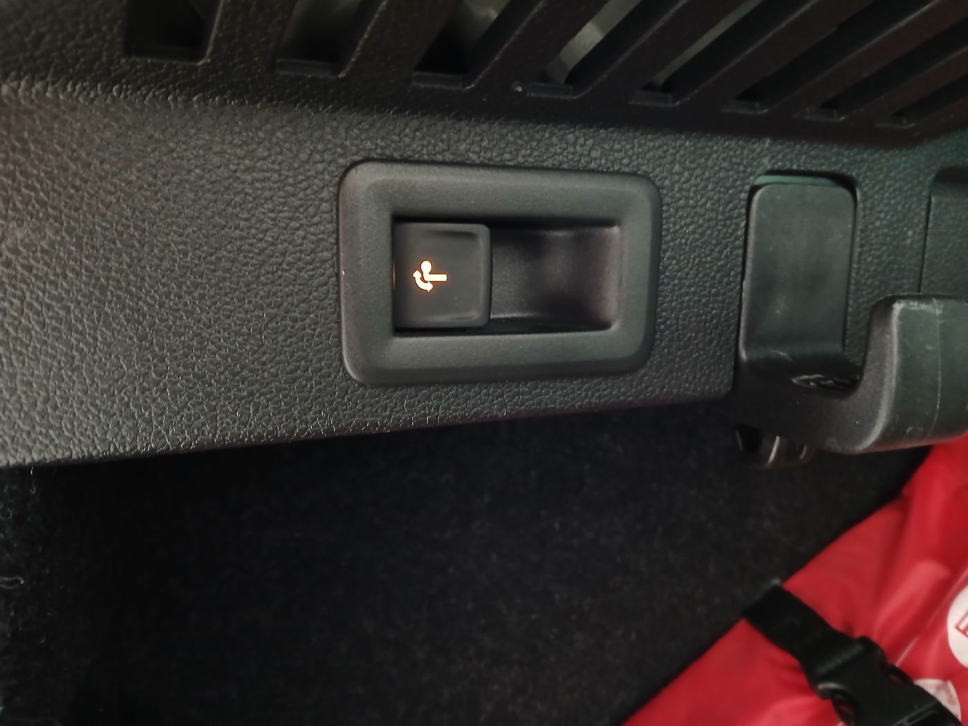 Skoda Kamiq 1.6 TDI Style | Bild 29 von 30