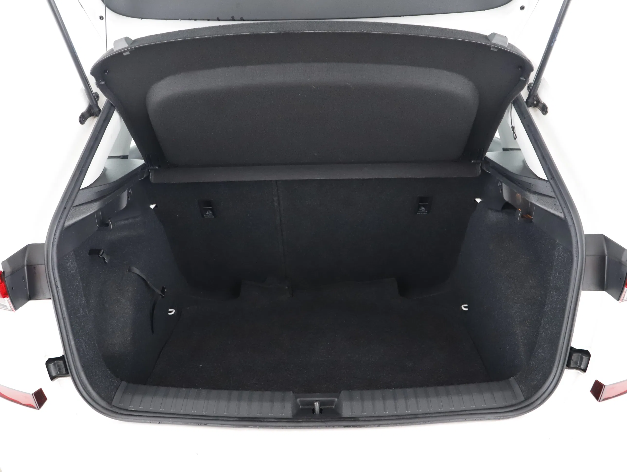 Skoda Kamiq 1.0 TSI SC | Bild 21 von 22