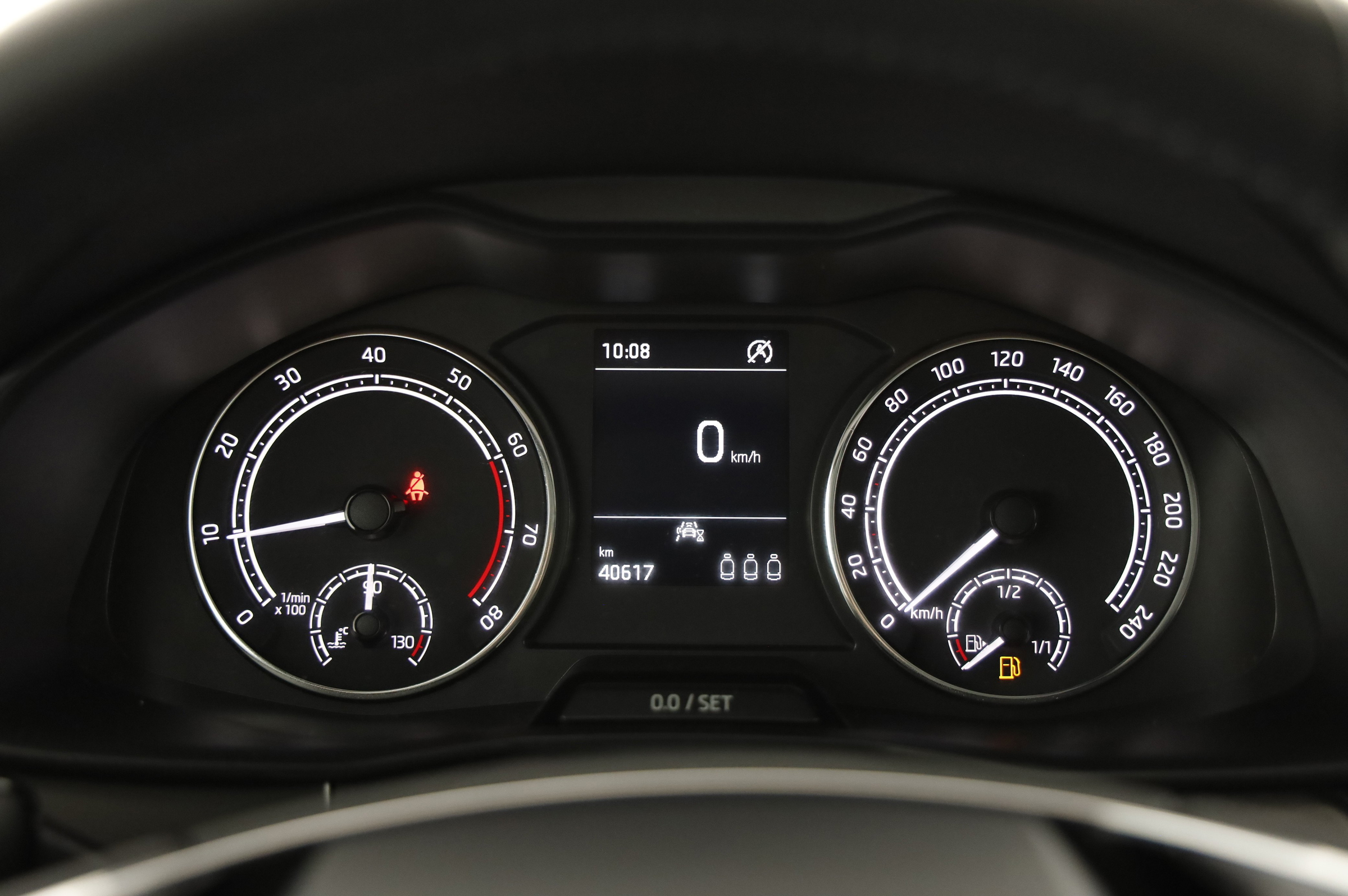 Skoda Kamiq 1.0 TSI Ambition | Bild 24 von 31