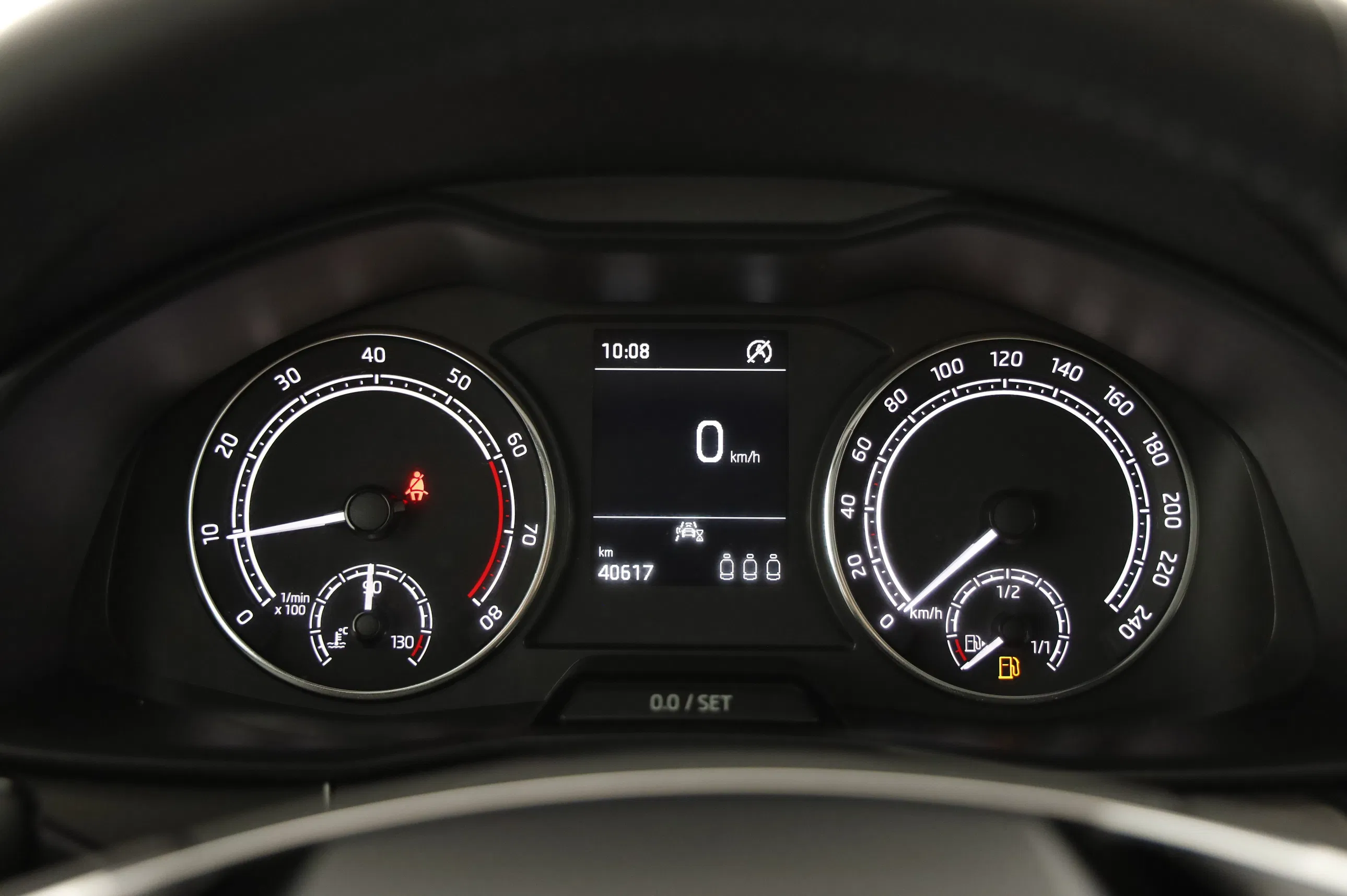 Skoda Kamiq 1.0 TSI Ambition | Bild 24 von 31