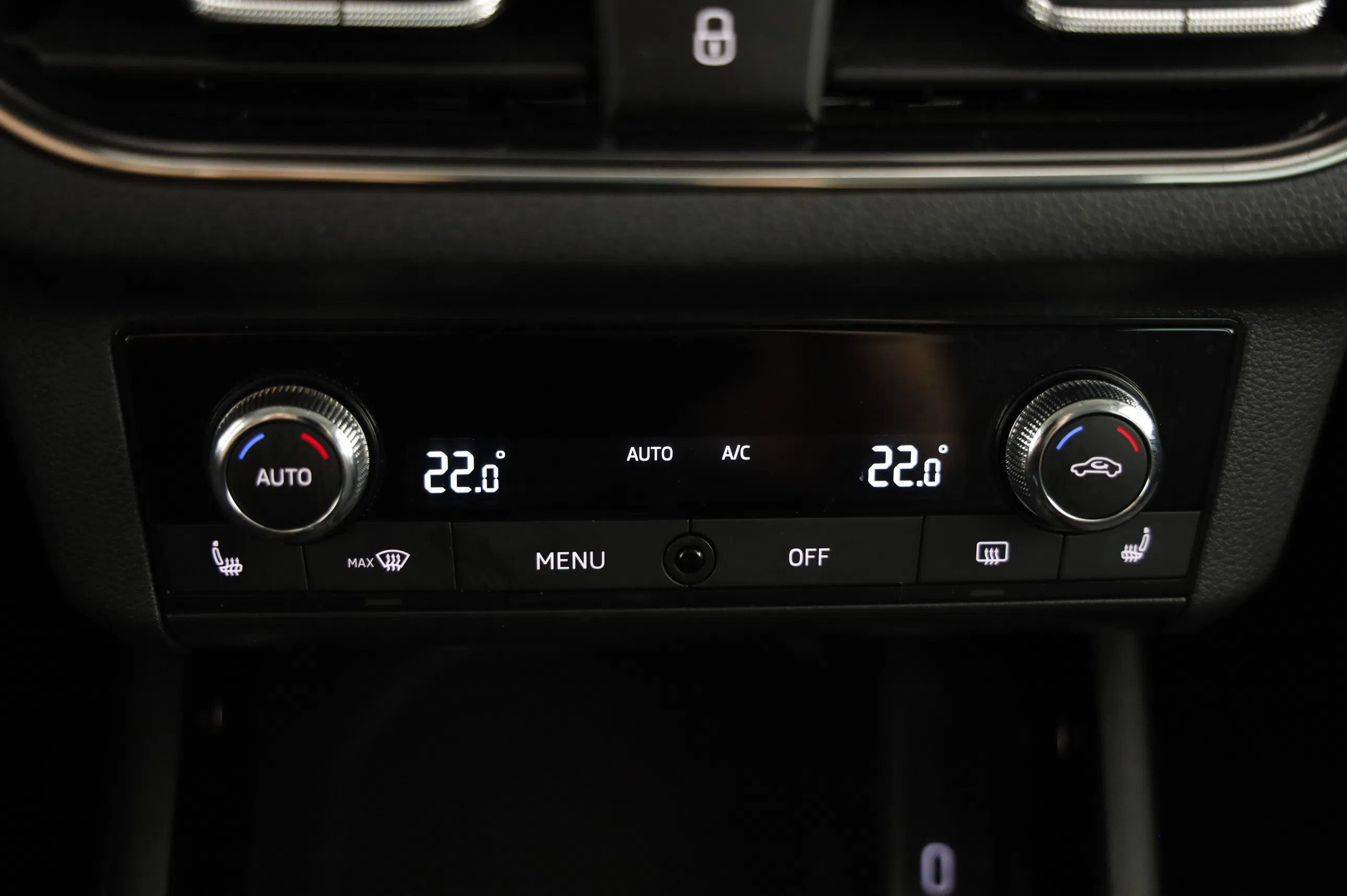 Skoda Kamiq 1.0 TSI Ambition | Bild 26 von 31