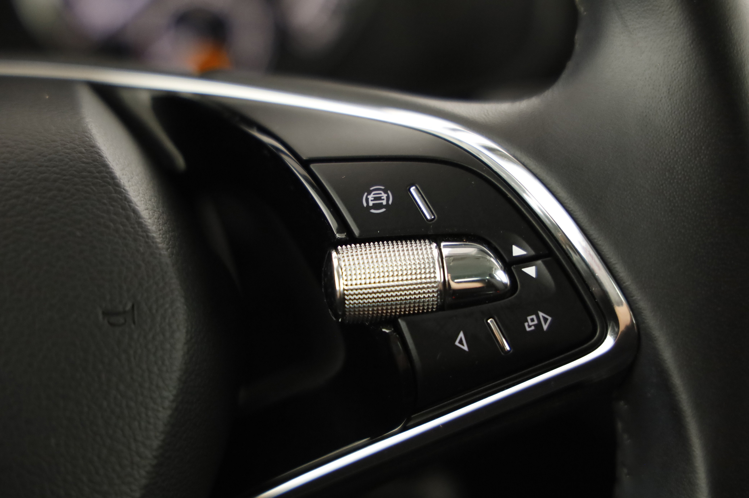 Skoda Kamiq 1.0 TSI Ambition | Bild 27 von 31