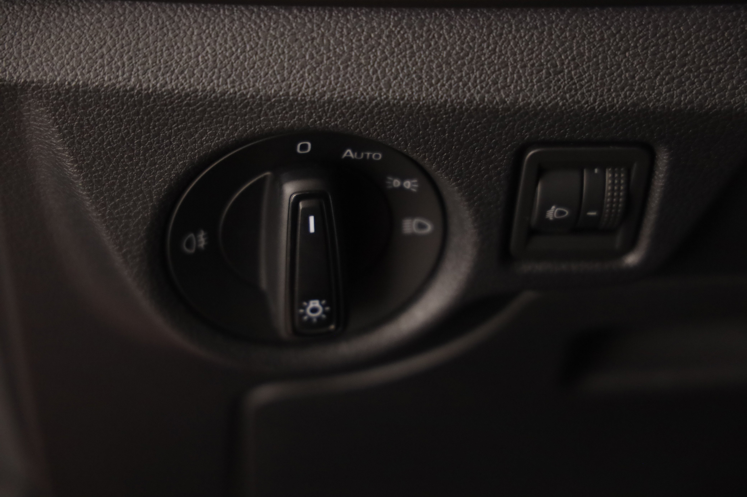 Skoda Kamiq 1.0 TSI Ambition | Bild 29 von 31