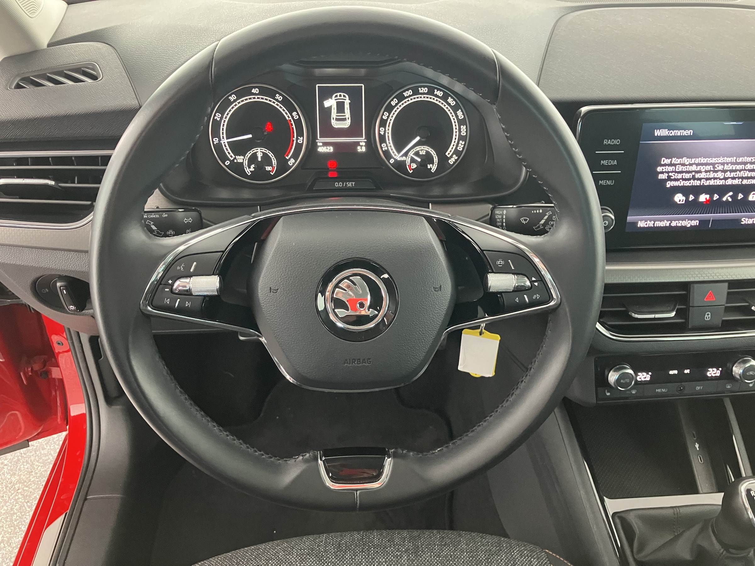 Skoda Kamiq 1.0 TSI Ambition | Bild 4 von 31