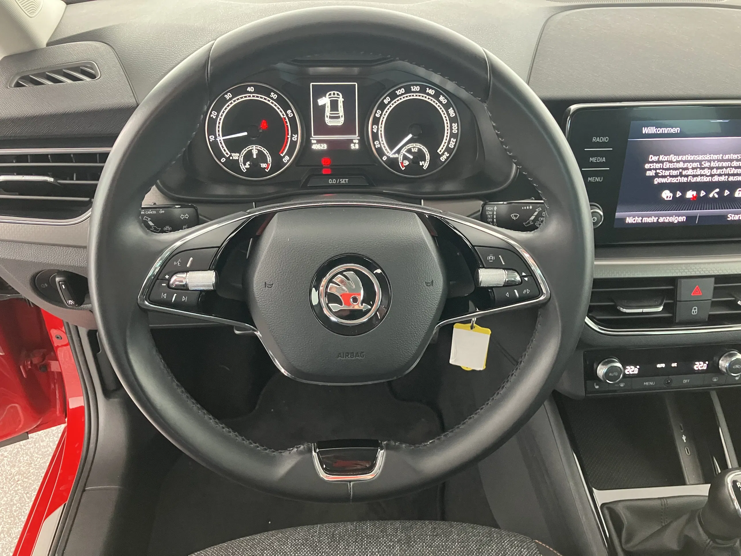 Skoda Kamiq 1.0 TSI Ambition | Bild 4 von 31