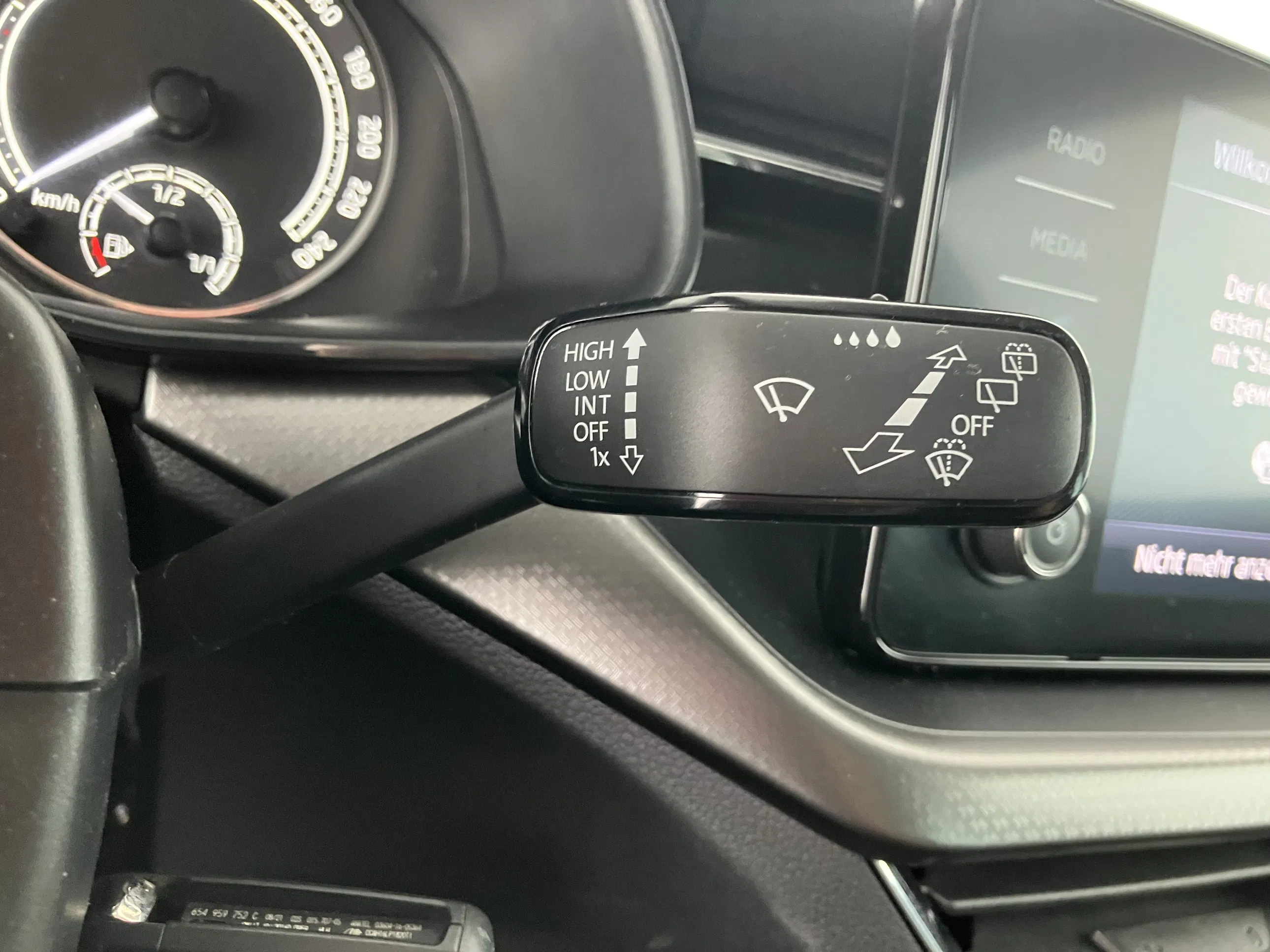 Skoda Kamiq 1.0 TSI Ambition | Bild 8 von 31