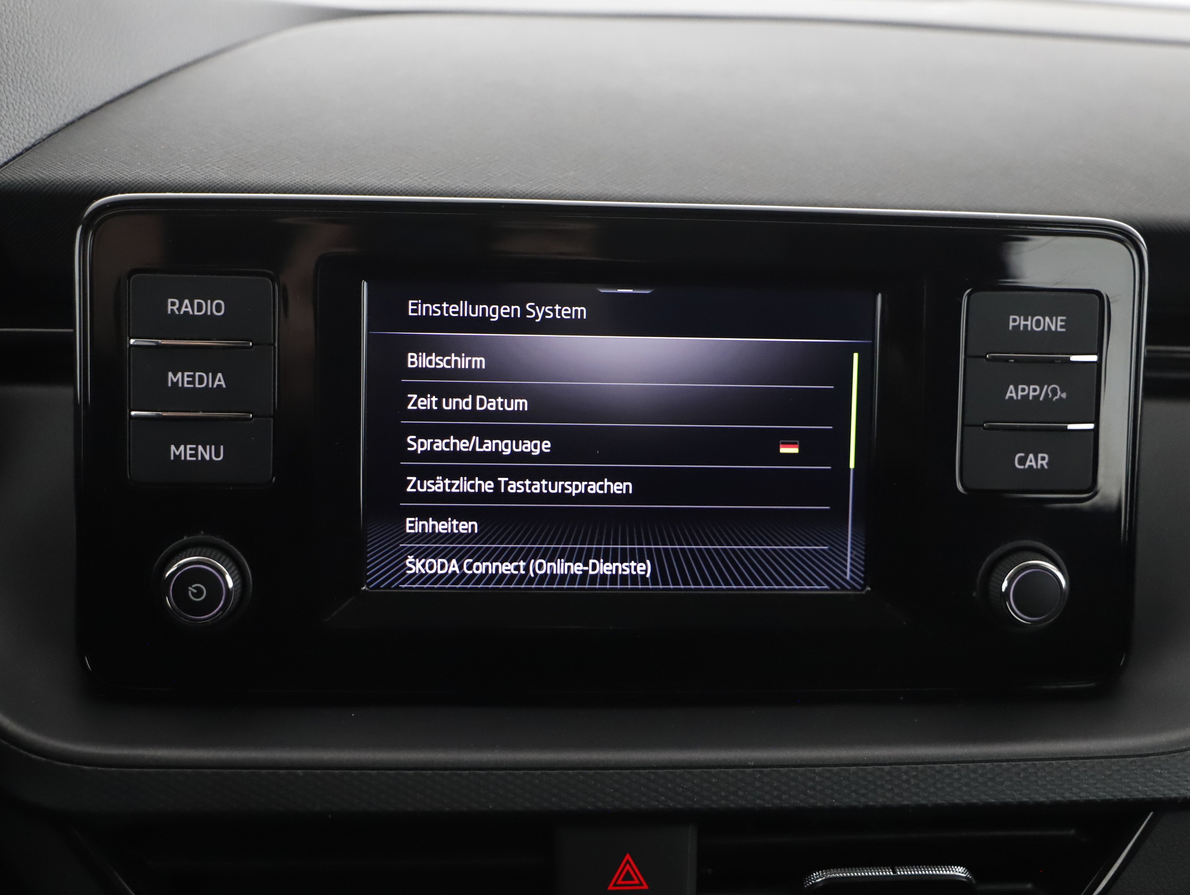 Skoda Kamiq 1.0 TSI SC | Bild 18 von 25