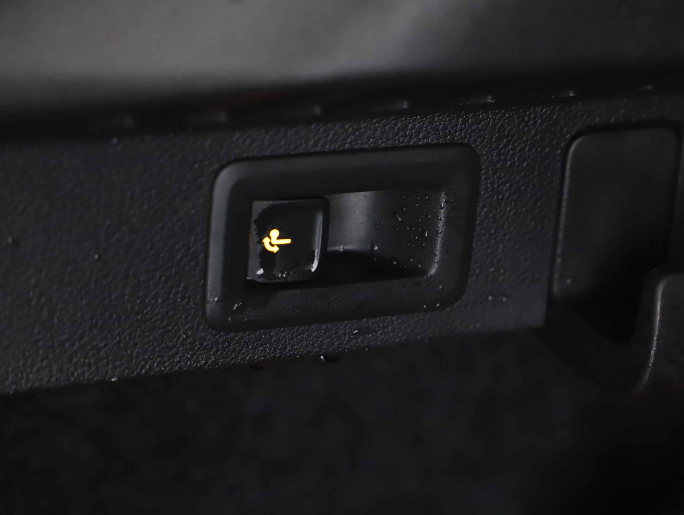 Skoda Kamiq 1.0 TSI SC | Bild 22 von 25