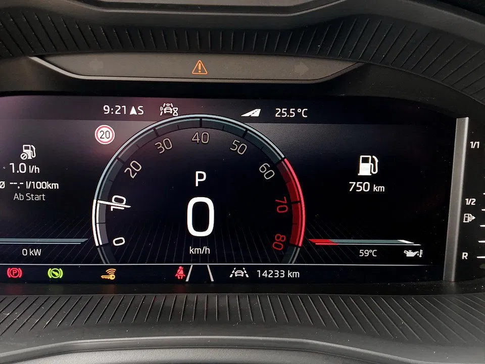 Skoda Kamiq 1.0 TSI Selection | Bild 13 von 22