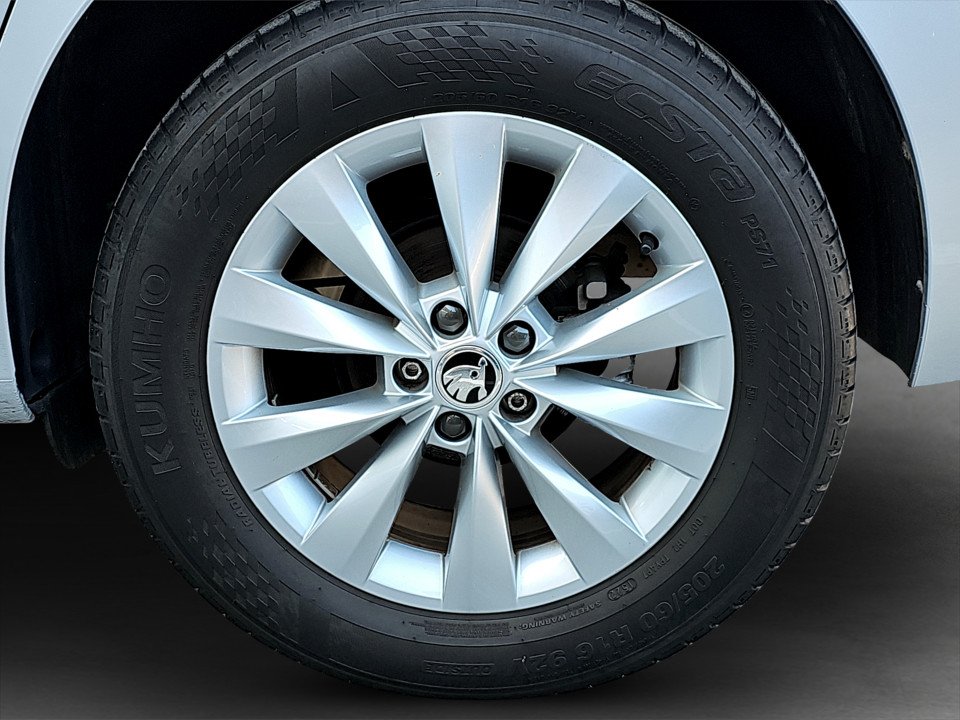 Skoda Kamiq 1.0 TSI Ambition | Bild 6 von 19