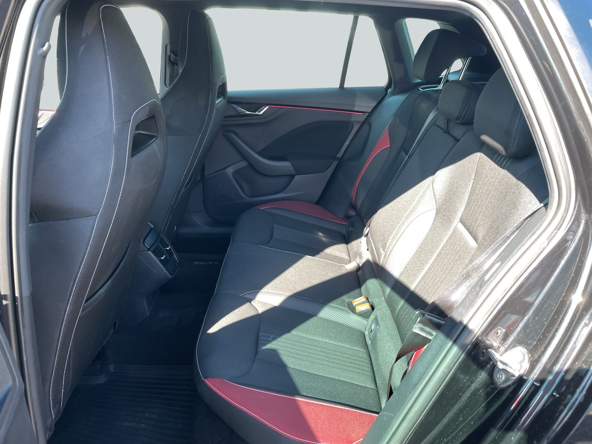 Skoda Kamiq 1.0 TSI Monte Carlo | Bild 19 von 24