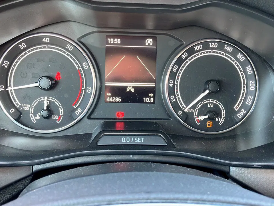 Skoda Kamiq 1.0 TSI Ambition | Bild 18 von 20