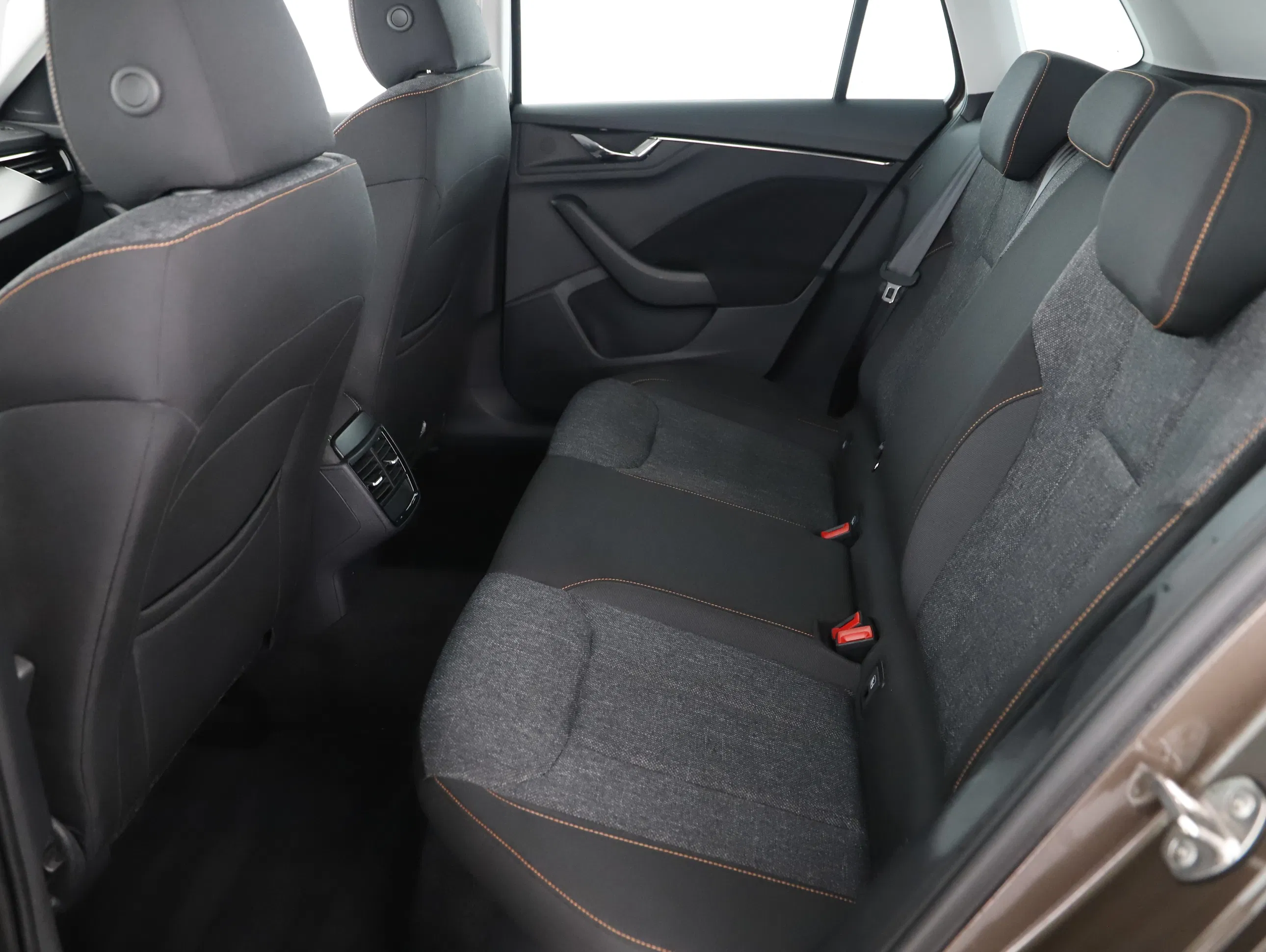 Skoda Kamiq 1.0 TSI Ambition | Bild 3 von 21