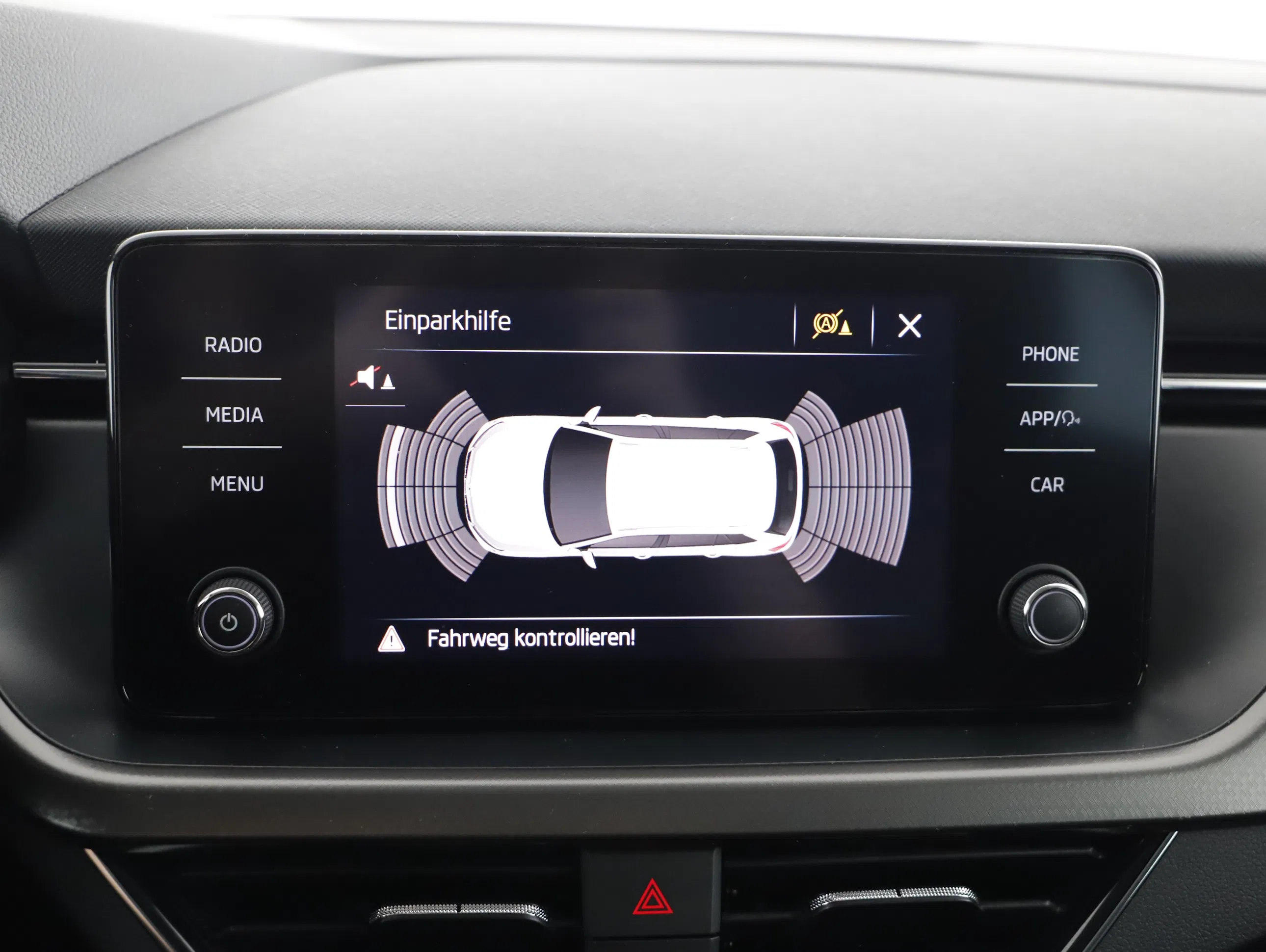 Skoda Kamiq 1.0 TSI Ambition | Bild 10 von 21