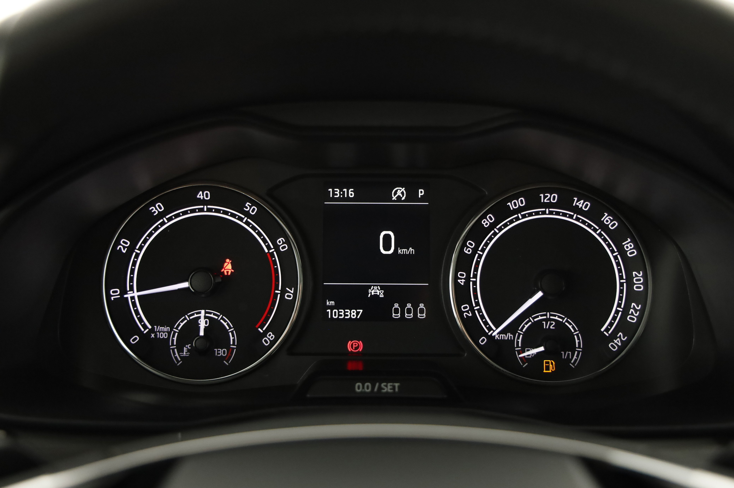 Skoda Kamiq 1.0 TSI Ambition | Bild 11 von 23