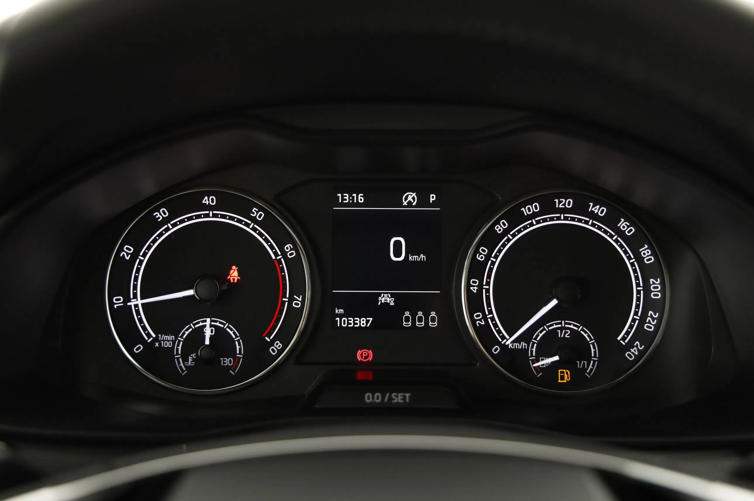 Skoda Kamiq 1.0 TSI Ambition | Bild 11 von 23