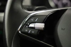 Skoda Kamiq 1.0 TSI Ambition | Thumbnail 12 von 23