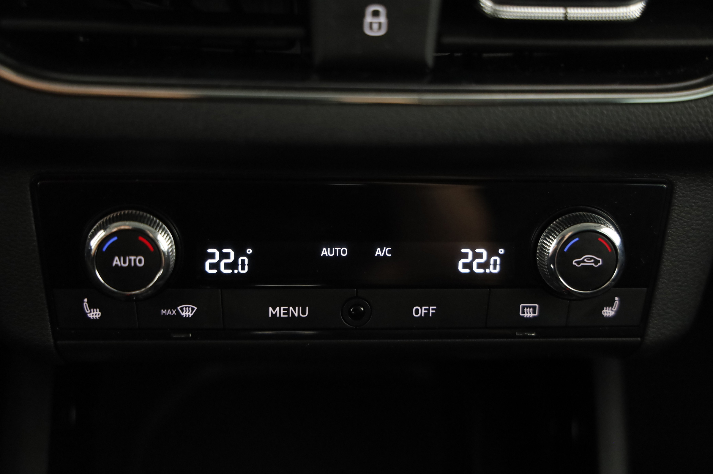 Skoda Kamiq 1.0 TSI Ambition | Bild 17 von 23