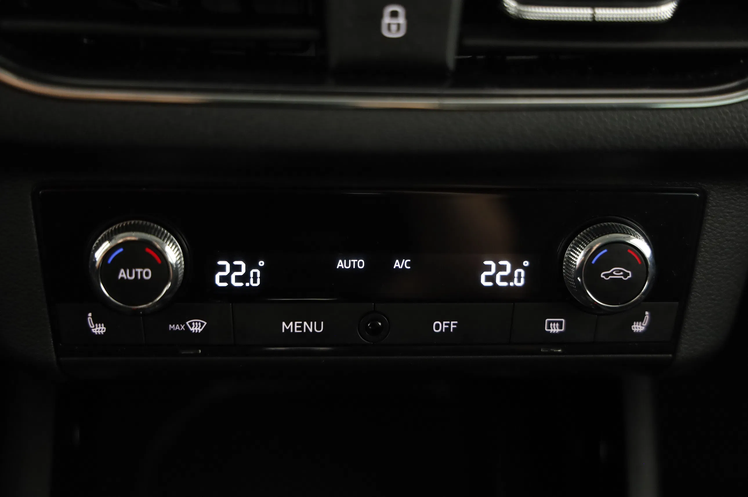 Skoda Kamiq 1.0 TSI Ambition | Bild 17 von 23