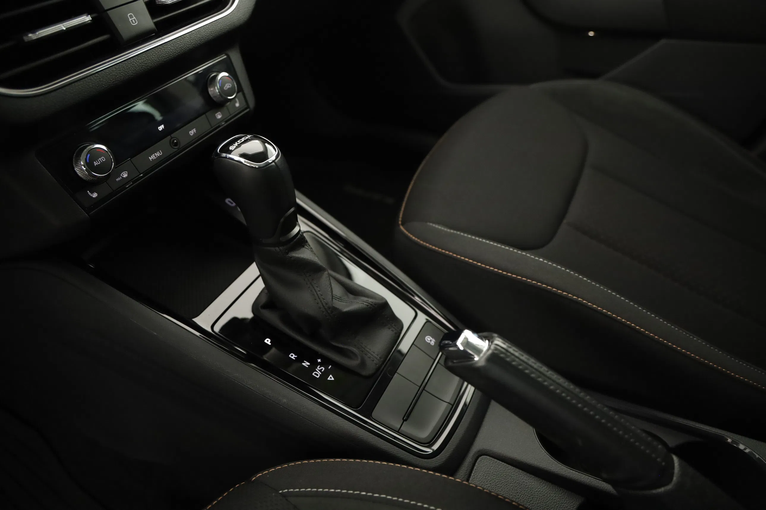 Skoda Kamiq 1.0 TSI Ambition | Bild 18 von 23