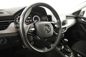 Skoda Kamiq 1.0 TSI Ambition | Thumbnail 10 von 23