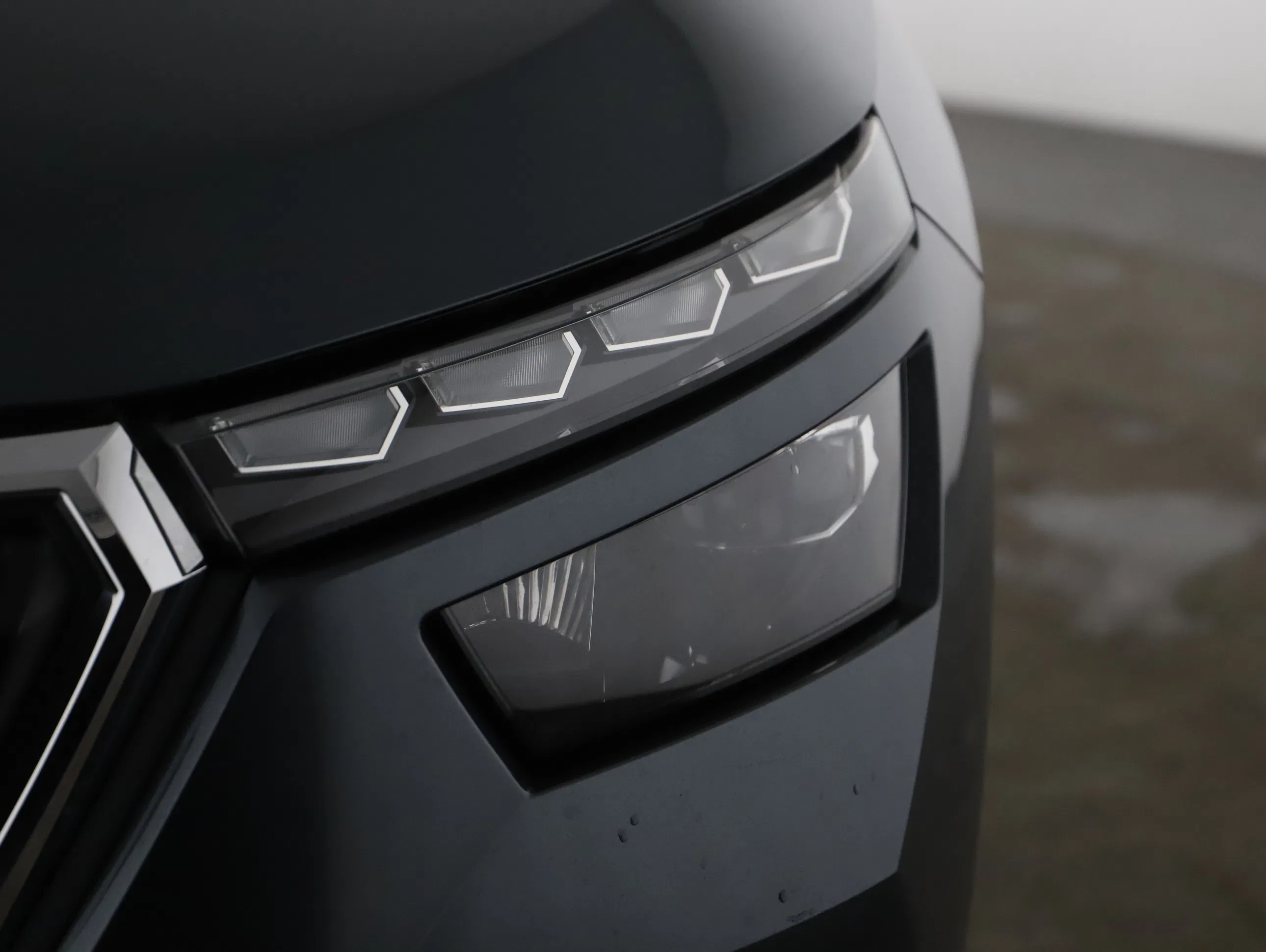 Skoda Kamiq 1.0 TSI Ambition | Bild 24 von 31