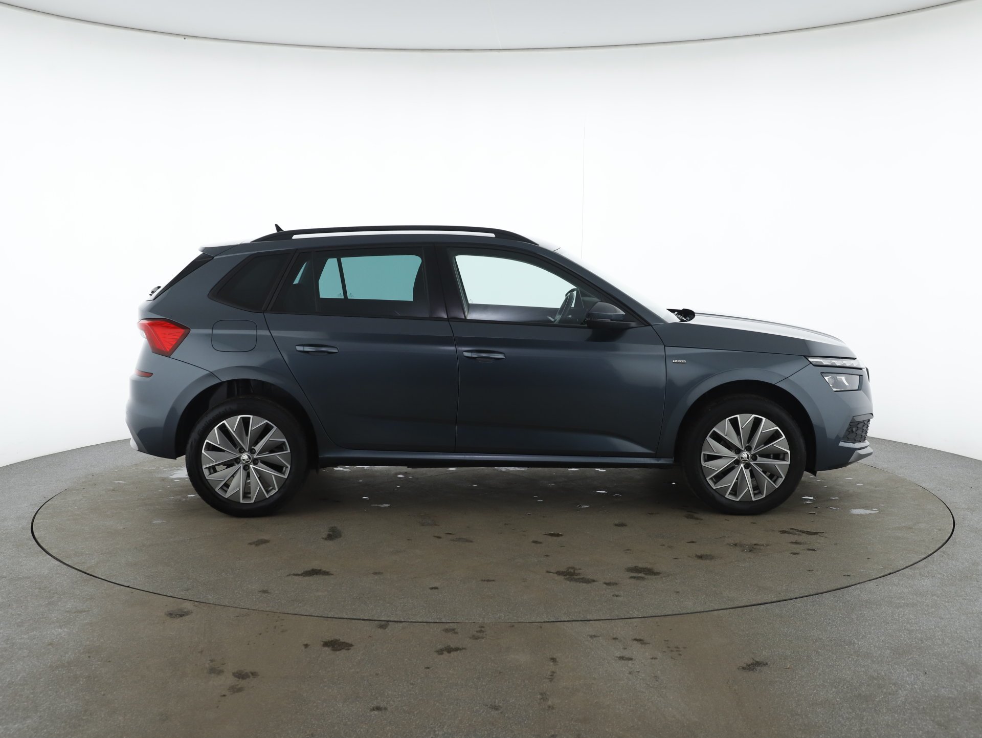 Skoda Kamiq 1.0 TSI Ambition | Bild 28 von 31