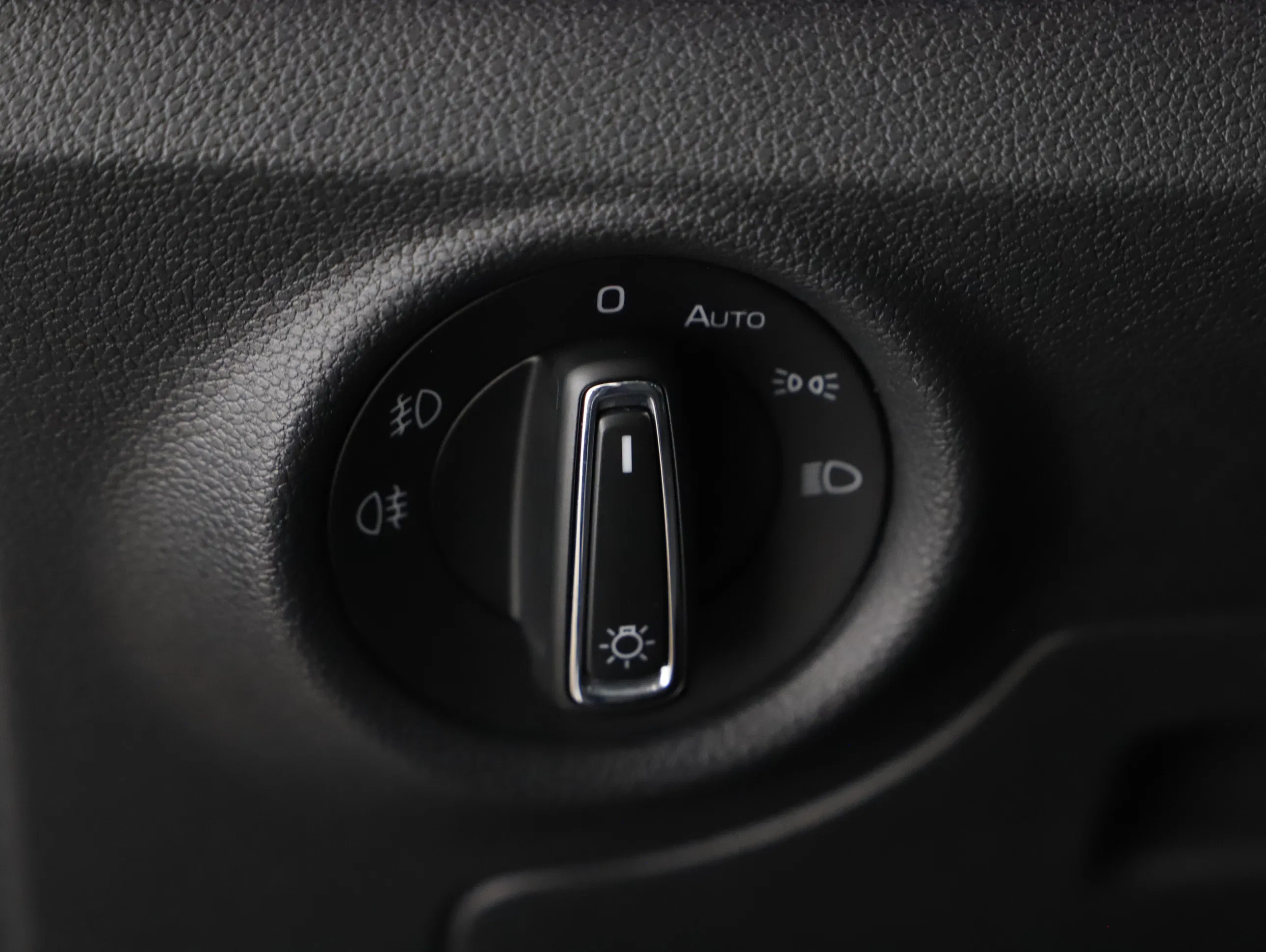 Skoda Kamiq 1.0 TSI Ambition | Bild 7 von 31