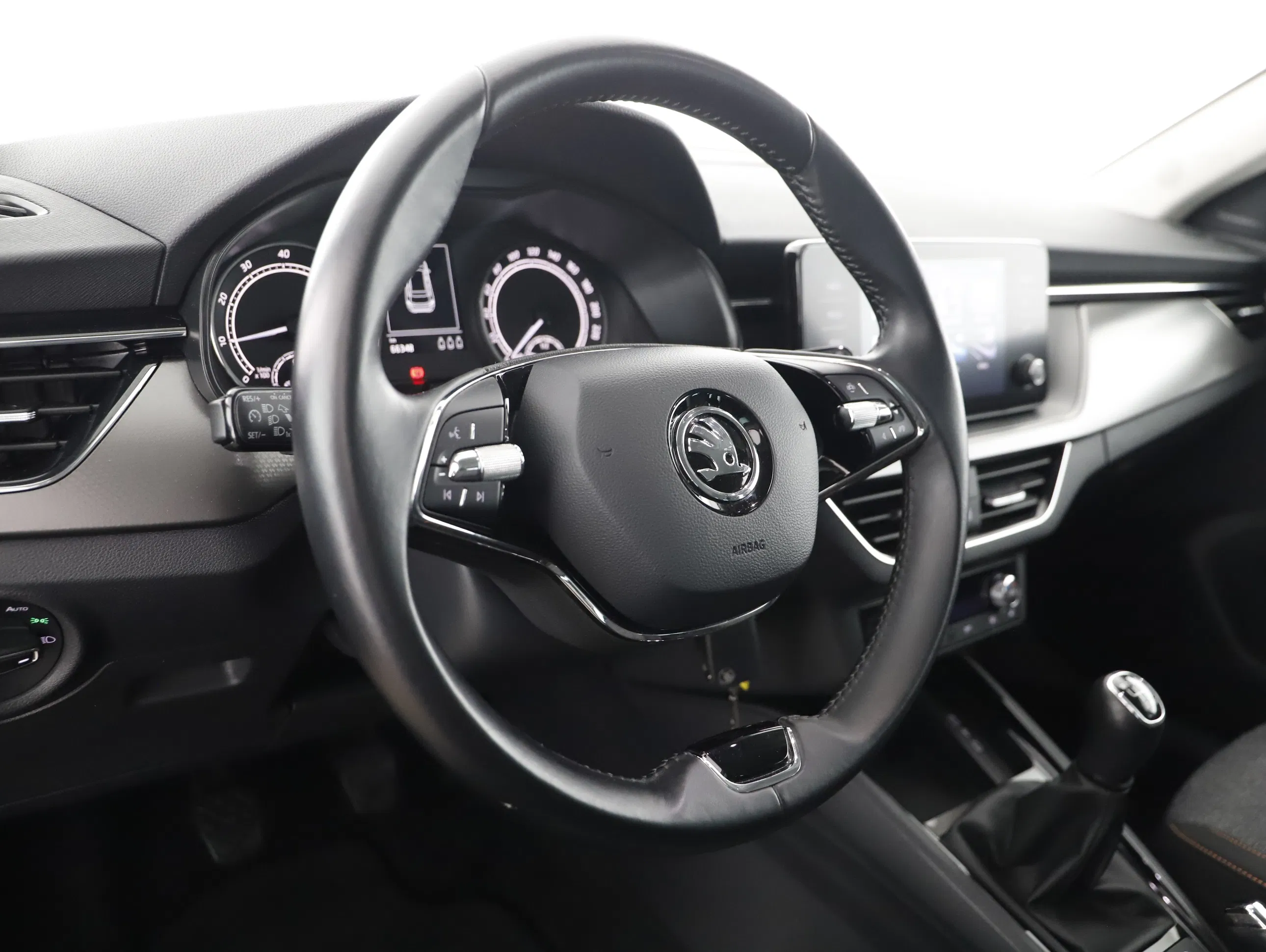 Skoda Kamiq 1.0 TSI Ambition | Bild 8 von 31