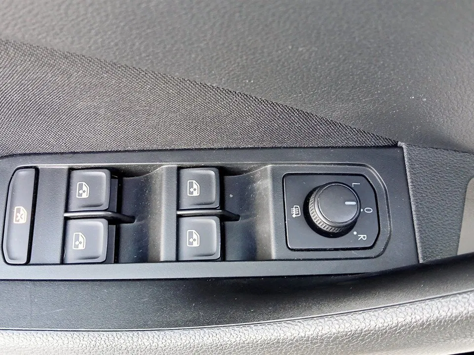 Skoda Kamiq 1.0 TSI SC | Bild 7 von 20