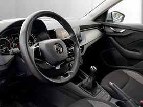 Skoda Kamiq 1.0 TSI SC | Thumbnail 5 von 8