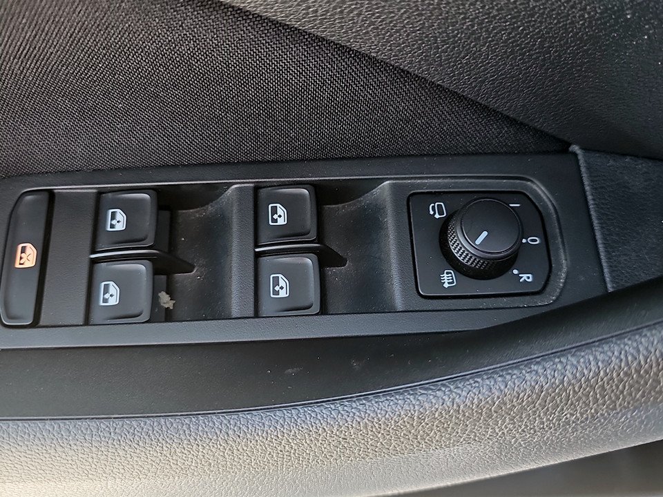 Skoda Kamiq 1.0 TSI Monte Carlo DSG | Bild 7 von 26