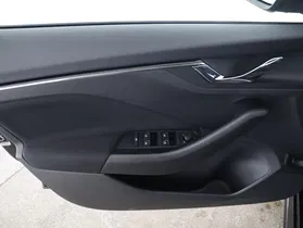 Skoda Kamiq 1.0 TSI Monte Carlo | Thumbnail 23 von 27